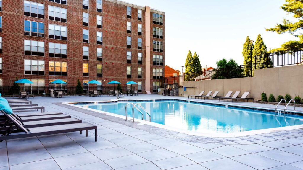 Dupont Towers Apartments exterior building and swimming pool